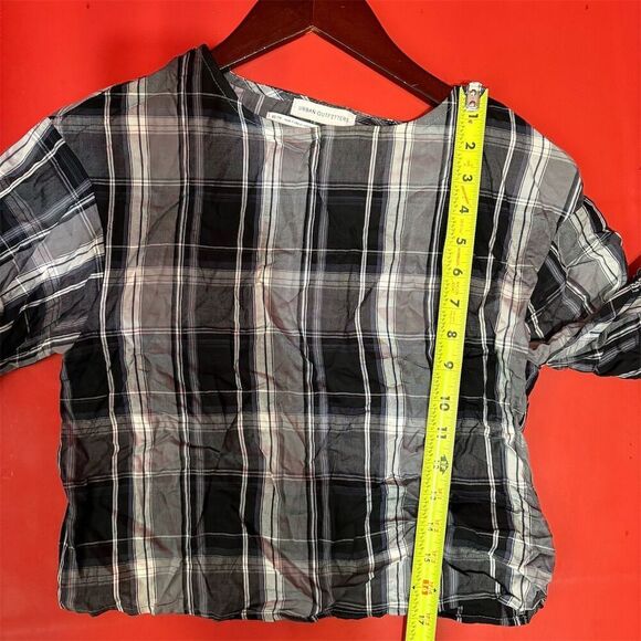 Urban Outfitters XS Black Plaid Cropped Blouse - Picture 4 of 8